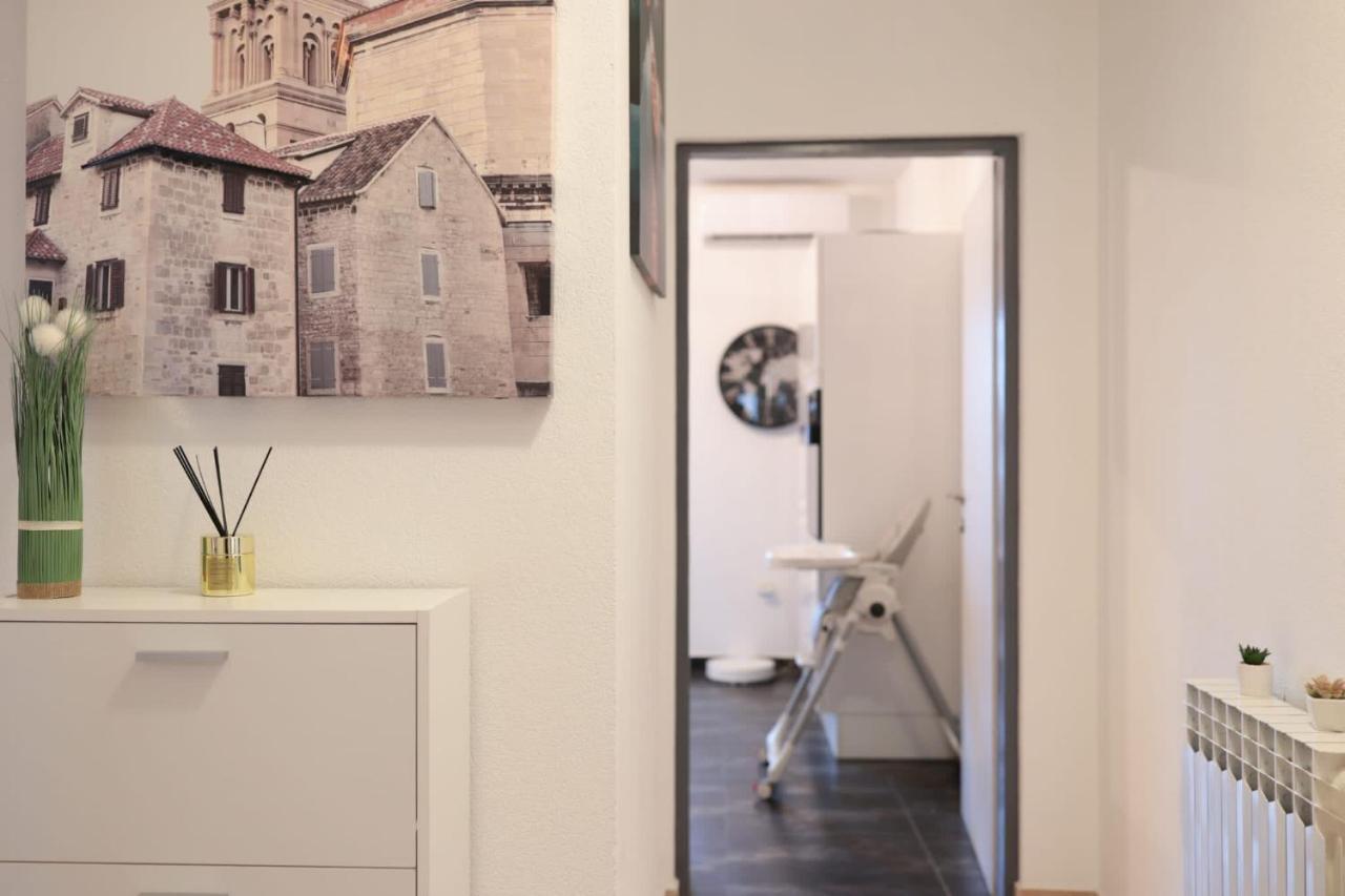 Apartman Nika Sa Jacuzzijem ザダル エクステリア 写真