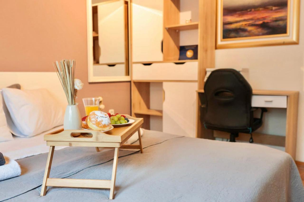 Apartman Nika Sa Jacuzzijem ザダル エクステリア 写真