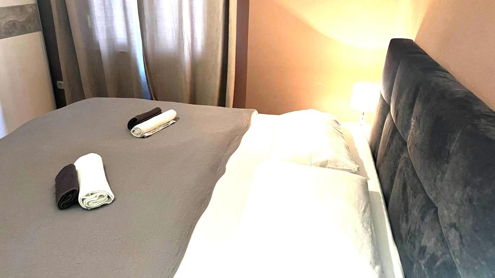Apartman Nika Sa Jacuzzijem ザダル エクステリア 写真